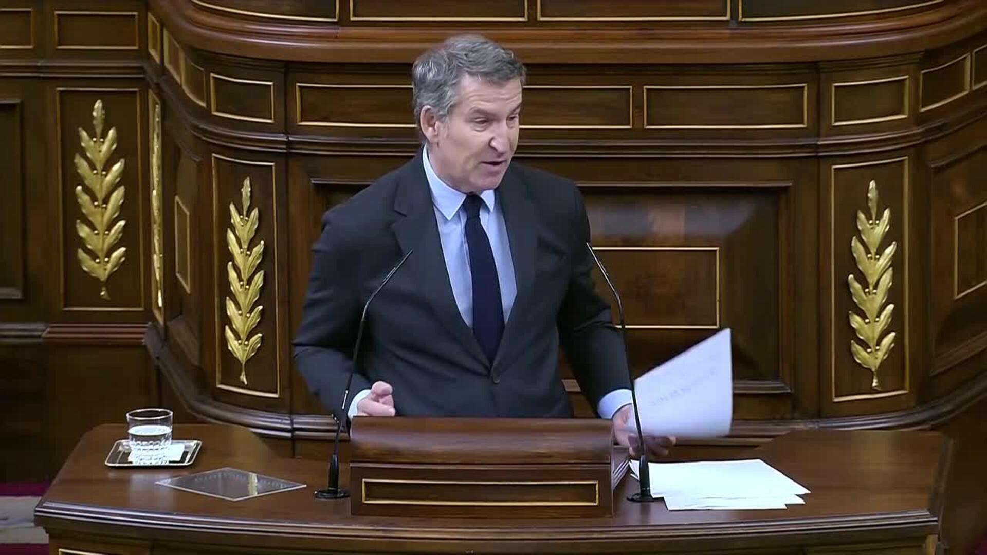 Feijóo afea a Sánchez "cero autocrítica" en DANA y le acusa de "esconderse" de la "corrupción"