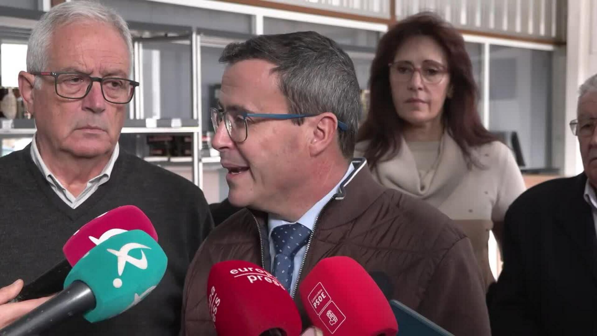 Gallardo acusa a la Junta de "fabricar" el caso del hermano de Sánchez con dinero público