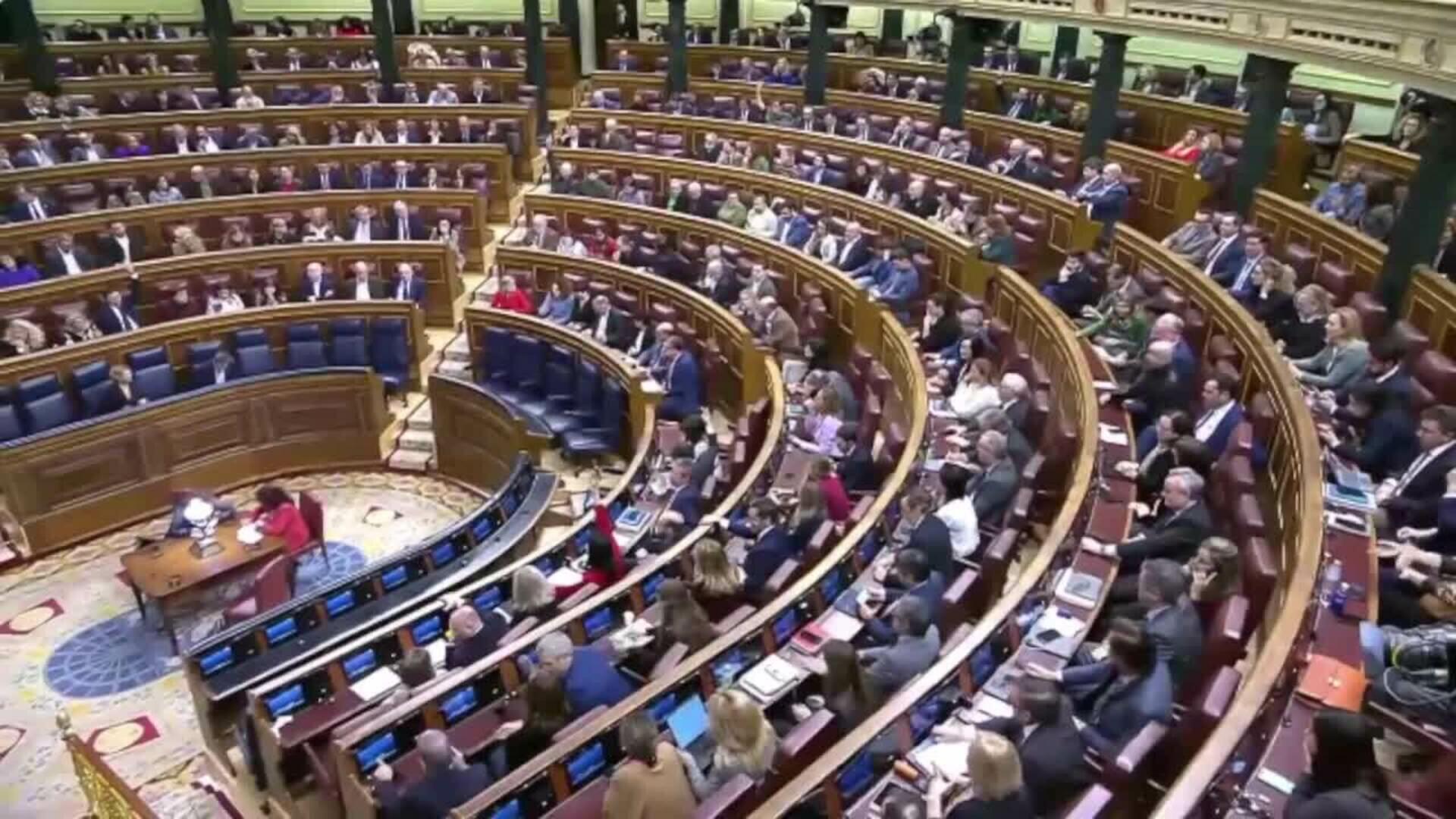 El Congreso aprueba tramitar la proposición de ley para limitar el alquiler de temporada