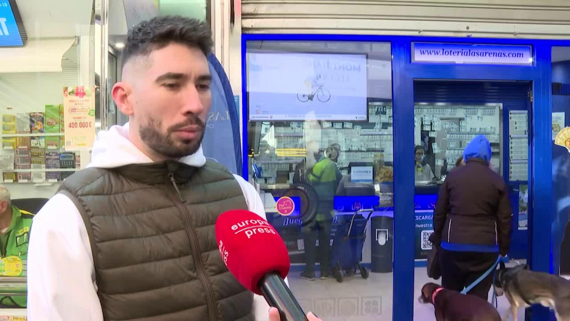 Compras de última hora en las administraciones de Lotería antes del Sorteo de Navidad 2024