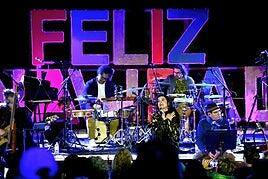 Olga Cerpa y Mestisay suenan en las Dunas de Maspalomas