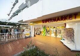 HiperDino reforma dos nuevas tiendas en Gran Canaria