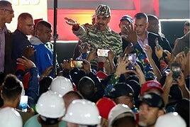 Maduro amenaza con defender el régimen chavista con su vida y la oposición sale este jueves a la calle