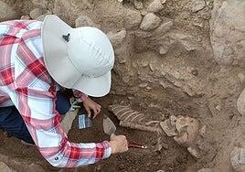 Hallados dos nuevos cuerpos en la necrópolis aborigen de Pozo Izquierdo