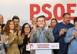 Los socialistas extremeños vuelven a confiar en Miguel Ángel Gallardo como su líder