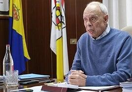 El juez procesa por corrupción a Antonio Suárez, expresidente de la Federación de Fútbol de Las Palmas
