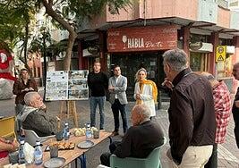 El Ayuntamiento de Telde acerca a ciudadanos y empresarios de San Gregorio el proyecto para el desarrollo de la calle Cervantes