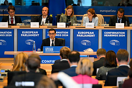 «Disección de la Europa de hoy»