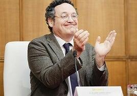 El juez reclama a Google y Whatsapp acceso a los datos borrados del móvil del fiscal general