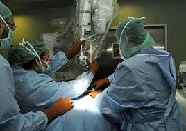 La exigencia de exclusividad a los jefes de servicio subleva al colectivo médico de Canarias