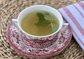 Caldo de invierno, la receta con solo 10 ingredientes para entrar en calor