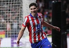 Julián Álvarez, el líder silencioso que enamora al Metropolitano