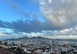 Cielos nublados y subida de temperaturas para despedir la semana en Canarias