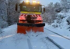 La DGT pide a la ciudadanía que consulte el estado de las carreteras antes de emprender viaje a causa de la nieve