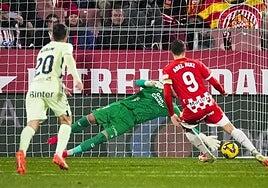 El efecto Martínez se diluye (2-1)