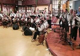 El grupo Los Cochineros dedica su último trabajo a los aires de Lima