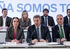 El PP trata de sacudirse la presión por la reducción de la jornada e insta al Gobierno a que busque a sus socios