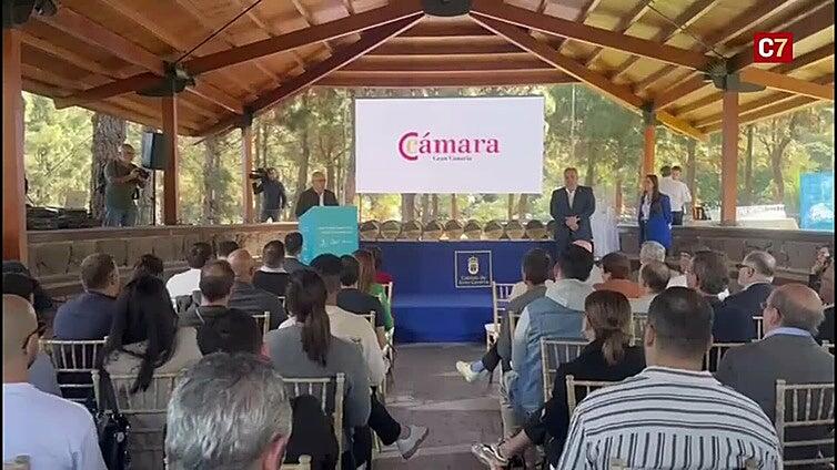 El Cabildo grancanario rinde homenaje a los chefs con estrella Michelín y sol Repsol