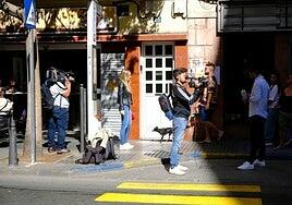 Los vecinos de Juan Rejón en shock: «No me creo haber tomado una caña con un descuartizador»