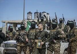 Hamás entrega a seis nuevos rehenes con el futuro del alto el fuego en el aire