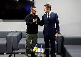 Francia reconoce que también ha negociado con Ucrania para adquirir sus tierras raras