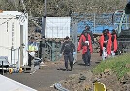 La llegada de un tercer cayuco lleva a El Hierro a 223 inmigrantes