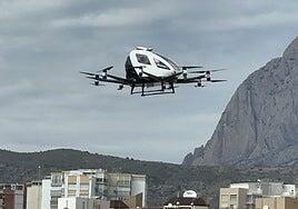 Benidorm ha acogido el primer vuelo en Europa de un aerotaxi en entorno urbano real