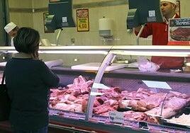 Demanda en 2024 de carne del Matadero, la menor del siglo