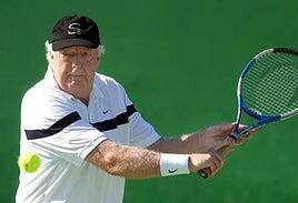 Muere a los 86 años Fred Stolle, leyenda del tenis australiano