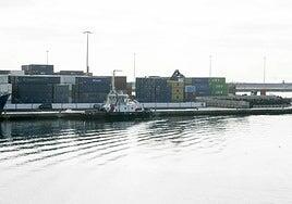 Adjudicada la fase dos de la mejora del dique de mercancías de Los Mármoles