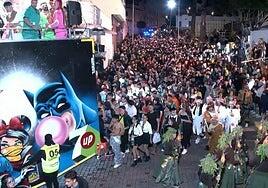 El carnaval infantil pone el broche final a las fiestas del Espacio de Ingenio