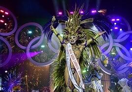 Ármek, la máscara drag