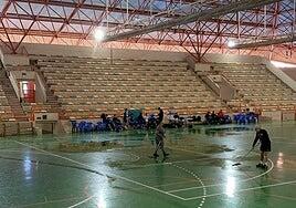 El pabellón municipal de Maspalomas ya no aguanta ni cuatro gotas de agua