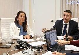 Un millón de euros en becas y ayudas al transporte para cientos de estudiantes