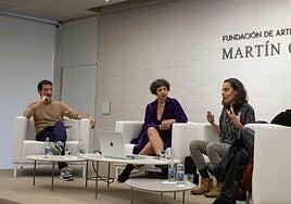 Tres mujeres lideran el debate sobre el papel de las mujeres en la construcción cultural