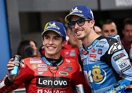 Marc Márquez domina el sprint de Argentina, pero Álex planta batalla