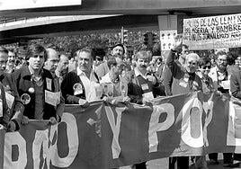 La 2 se adentra en la lucha social que trajo la conquista de la democracia