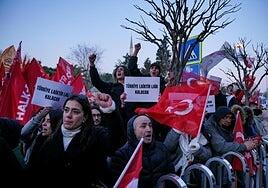 La Policía turca detiene al alcalde de Estambul, el mayor rival del presidente Erdogan