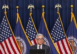 La Fed mantiene los tipos de interés y prevé más inflación y menos crecimiento