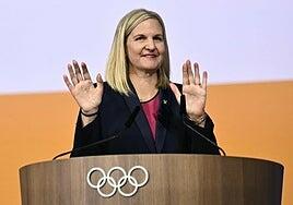Kirsty Coventry, primera mujer en la historia que llega a presidir el COI