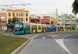 Cinco años de prisión y multa de 26.000 euros por agredir a un turista en un tranvía en Tenerife