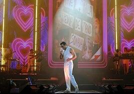 Carlos Rivera pone el Arena a sus pies