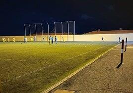 Hasta 28 partidos de sanción por el tumulto que acabó con las árbitras refugiadas en la caseta en Telde