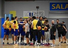 A por un golpe de autoridad para amarrar el Playoff