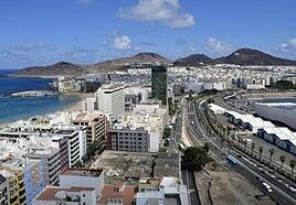 ¿Qué piso puede comprar una familia con su sueldo anual? De 14 a 16 metros cuadrados en Canarias