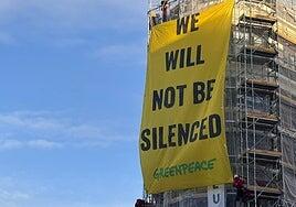 Greenpeace contra las cuerdas