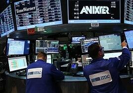 La inminente llegada de los aranceles de Trump agita a los mercados mundiales