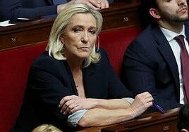 La extrema derecha francesa pasa a la ofensiva y llama a protestar contra la condena a Le Pen