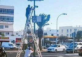Cámaras nuevas para respetar los semáforos en rojo en Arrecife