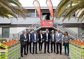Spar Gran Canaria renueva por quinto año consecutivo el convenio del tomate de la Aldea con Coagrisan